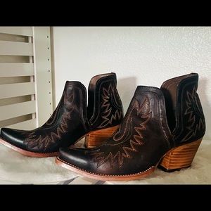 Ariat. Size 6z heeled ankle boots with slits . Well cared for .